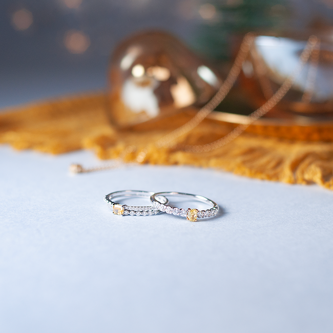 Yuzu cushion two-row yellow diamond ring